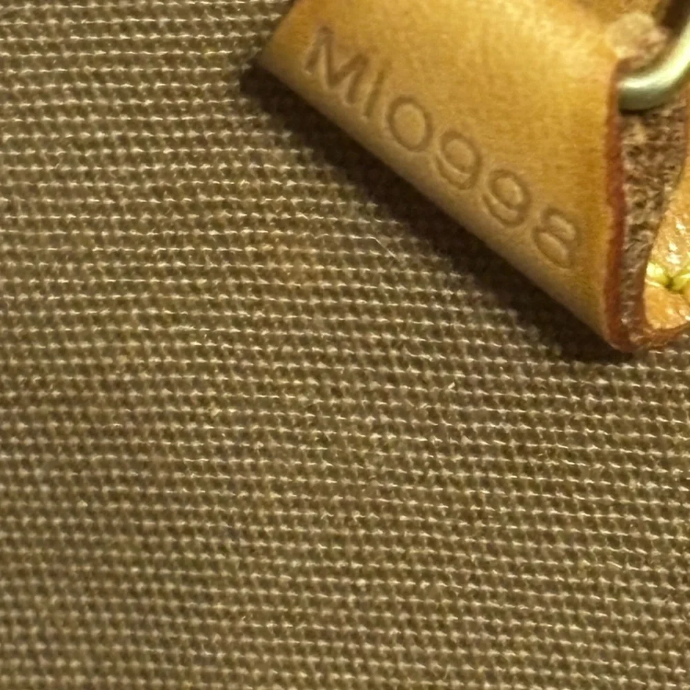 1998’ Vintage Louis Vuitton Ellipse MM